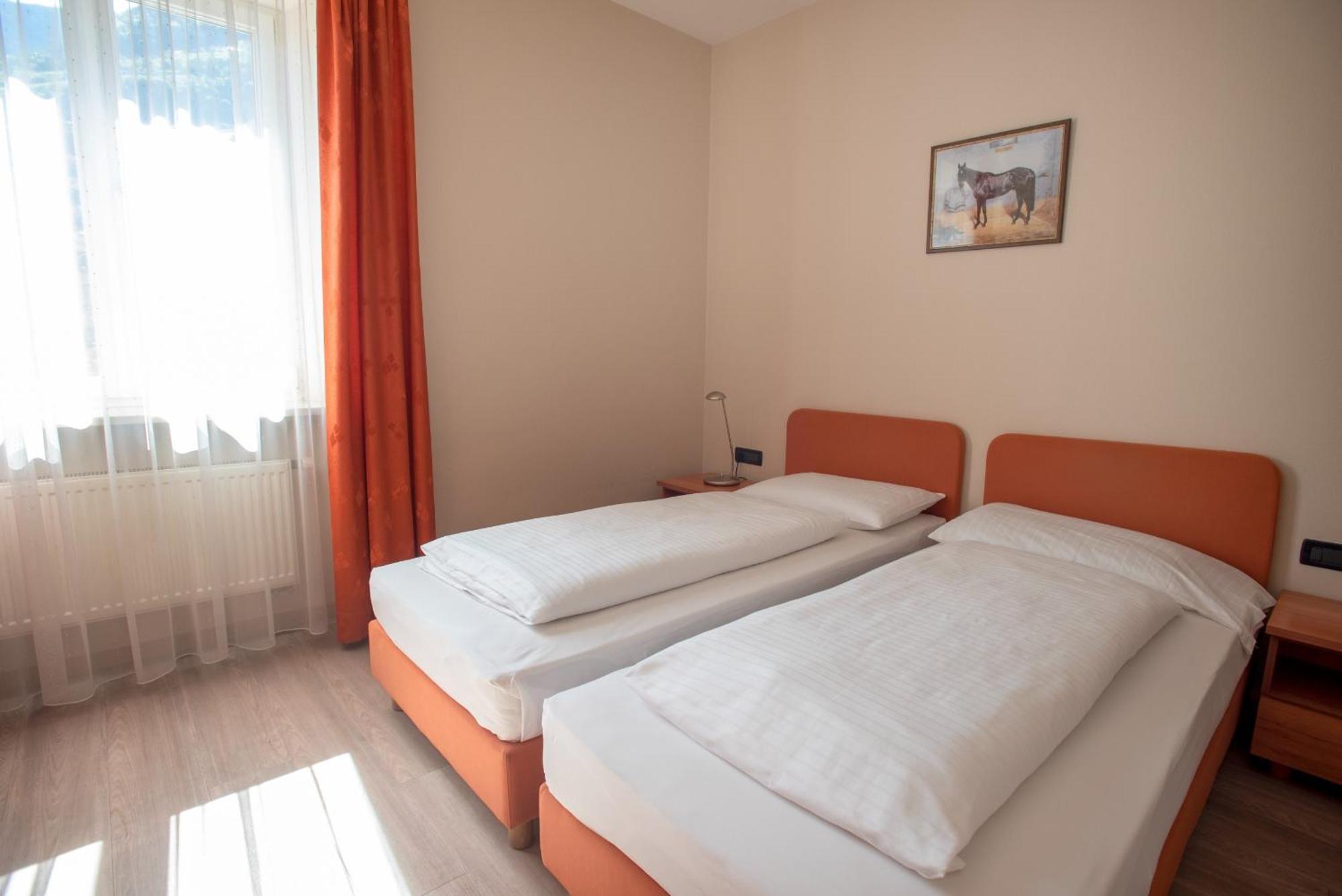 Albergo Cavallino S'Roessl Merano Exterior foto