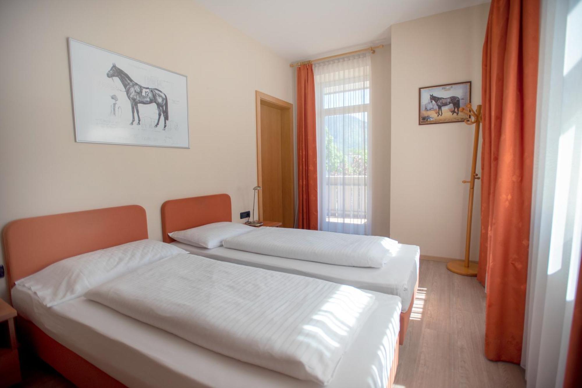 Albergo Cavallino S'Roessl Merano Exterior foto